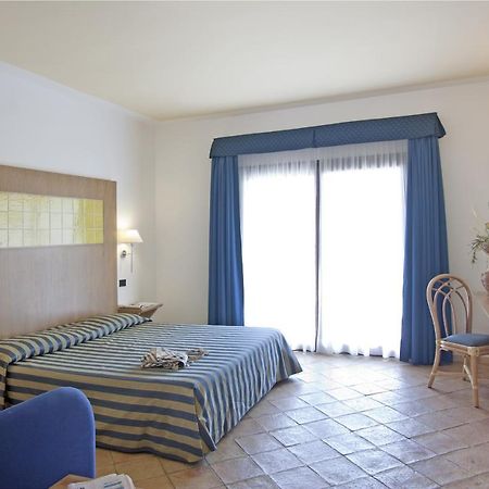 TH Le Castella - Baia degli Dei Village Esterno foto
