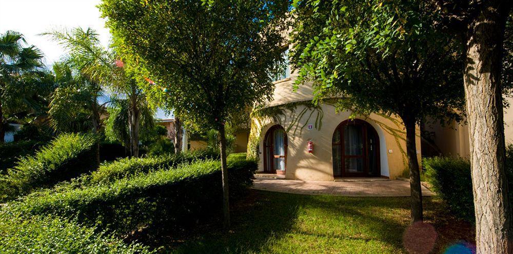 TH Le Castella - Baia degli Dei Village Esterno foto