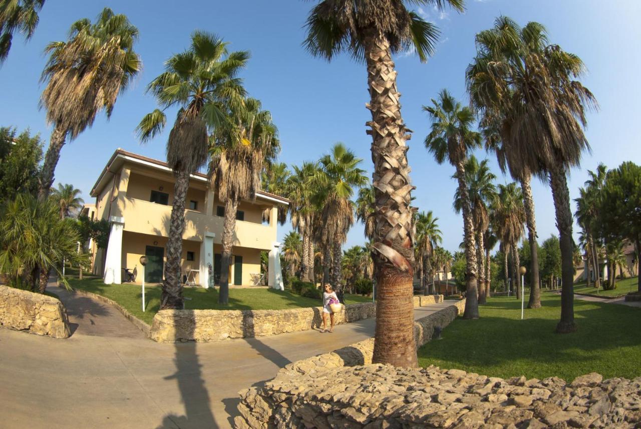 TH Le Castella - Baia degli Dei Village Esterno foto