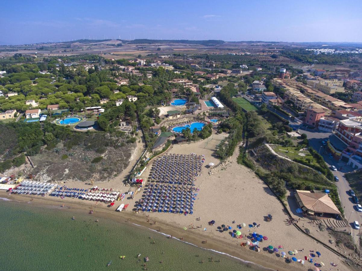 TH Le Castella - Baia degli Dei Village Esterno foto