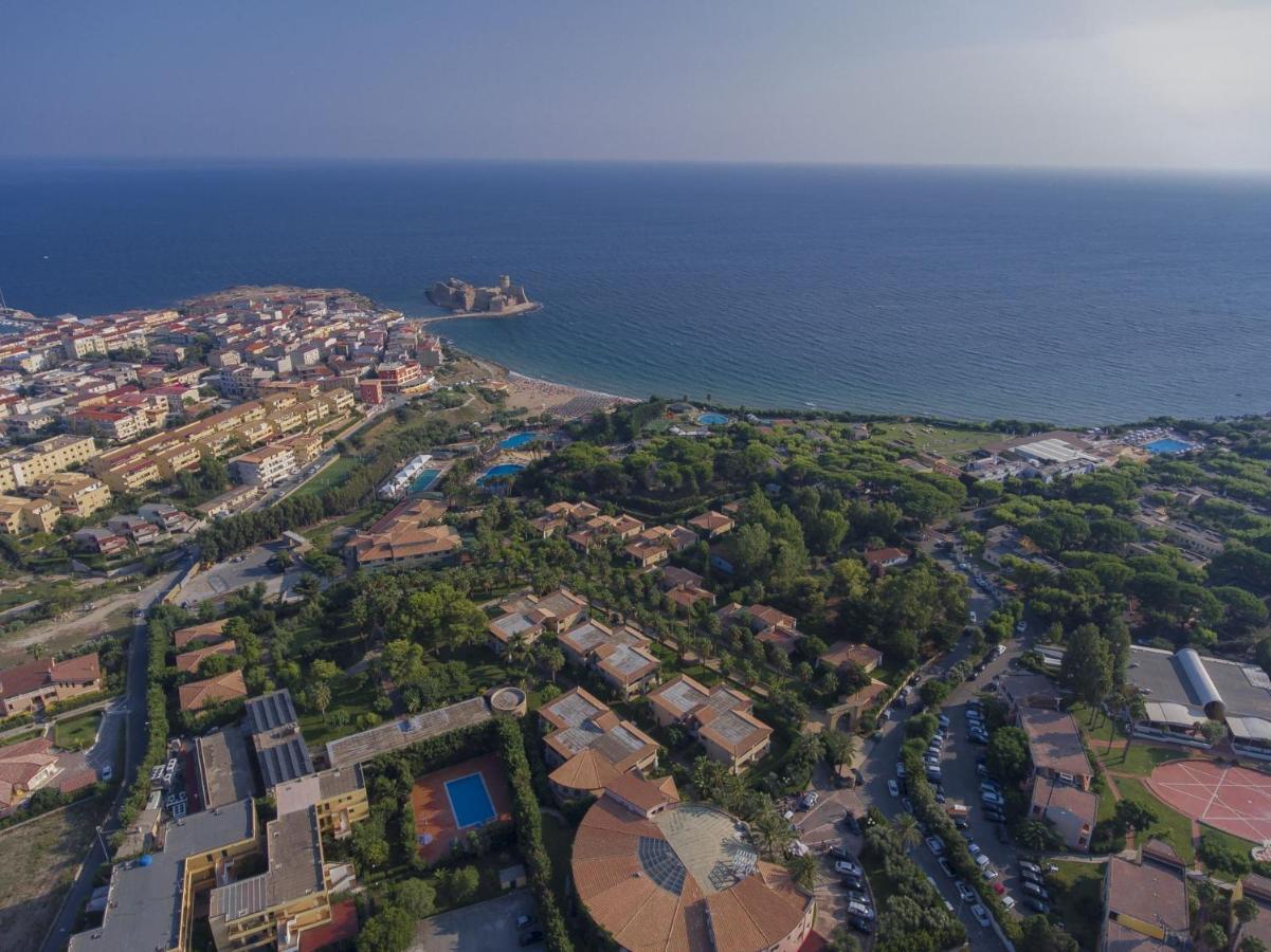 TH Le Castella - Baia degli Dei Village Esterno foto